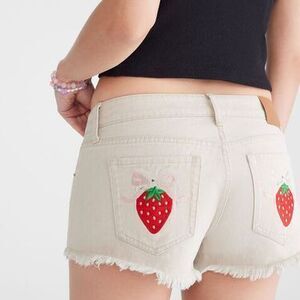 Aéropostale Vintage Low-Rise Denim Shorty Shorts